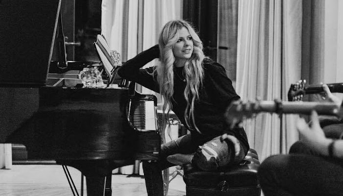 Avril Lavigne: esto es lo que sabemos de su nuevo disco