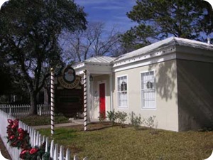 claus-house