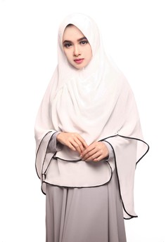 20 Jilbab  Instan Warna  Putih Terbaru Tahun Ini 1000 