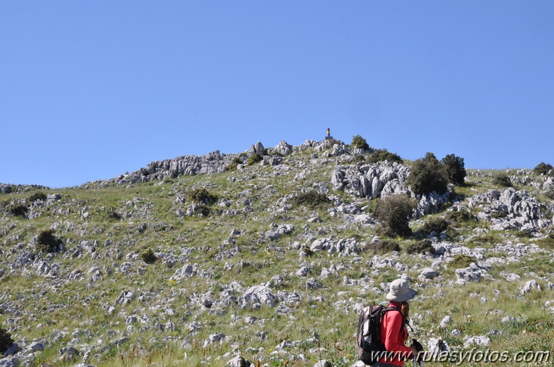 Subida al Caillo desde Villaluenga