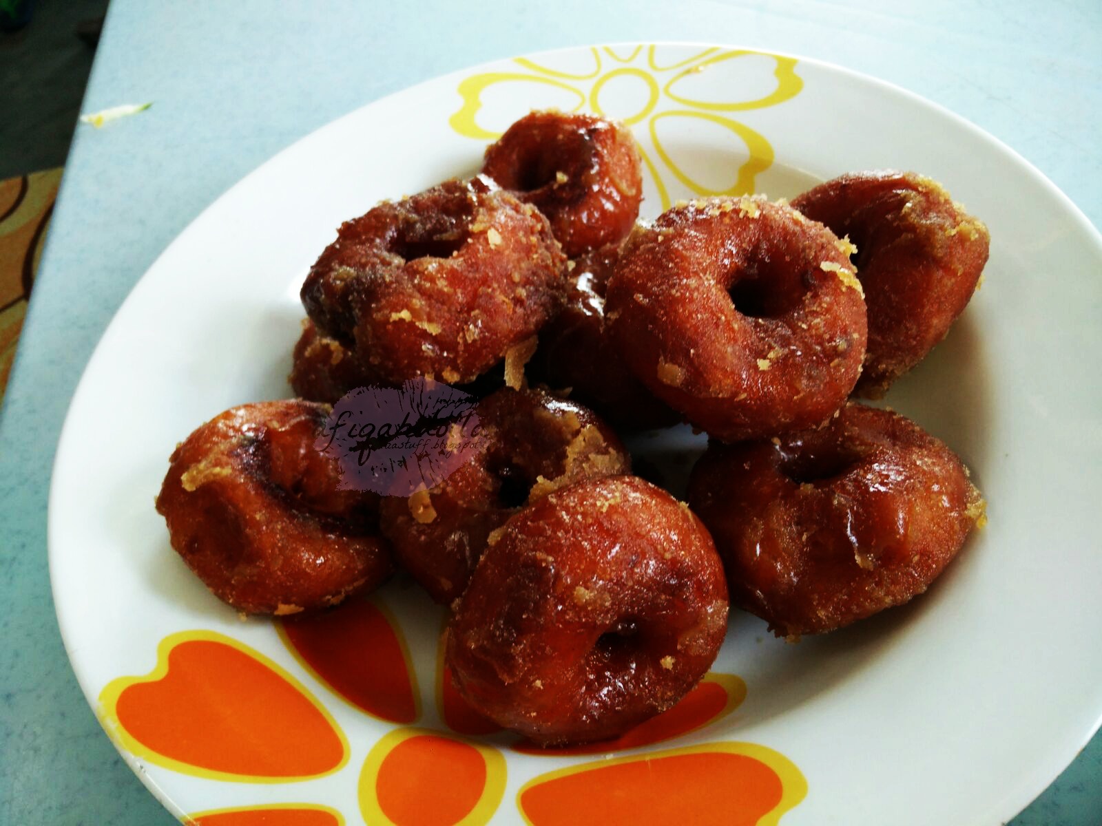 NDZRHAFQH: Kuih Keria Antarabangsa & Laksa Limbongan 