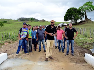 SANTA CRUZ DA VITÓRIA: PONTE DOS COMBUCOS, SONHO ANTIGOS DOS MUNÍCIPES, É INAUGURADA NO MUNICÍPIO