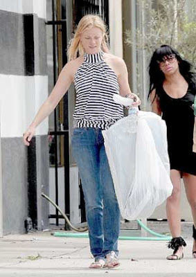 Amy Smart Tightl Jeans Pics