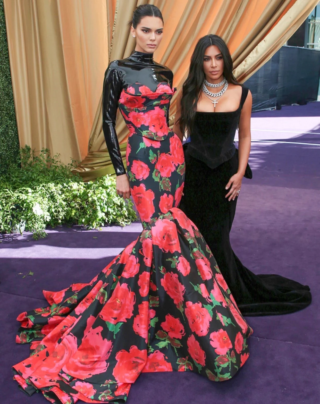 Kim Kardashian Wore a Skintight Black Gown to the 2019 Emmys