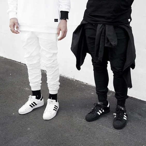 Look masculino preto e branco Adidas superstar