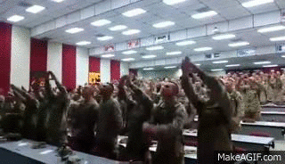  Δείτε πως ο αμερικανικός στρατός δοξάζει τον θεό τους (βιντεο)