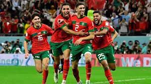 Similar to Morocco teams exploded surprises by reaching the golden square of the World Cup From the American team that participated in the first edition in 1930, to South Korea and Turkey in 2002, a good number of teams achieved major surprises in the World Cup tournaments by reaching the golden square, similar to what Morocco did in the Qatar 2022 edition.  From the American team that participated in the first edition in 1930, to South Korea and Turkey in 2002, a good number of teams achieved major surprises in the World Cup by reaching the golden square, similar to what Morocco did in the Qatar 2022 edition.  The Soviet Union reached the semi-finals of the World Cup for the first time in their history in 1966, thanks in large part to their legendary goalkeeper Lev Yashin. However, Al-Ittihad previously won the European Cup in 1960 and reached the final of the Asian Cup in 1964.  1930: Football boom in America  In the first decades of the game’s history, football, or what is known as “Soccer” among Americans, enjoyed great prosperity, but unfortunately it lived a short golden period in the 1920s, followed by the establishment of the first federal championship, the American Football League, which collapsed in 1933.  The United States national team relied mainly on British players who were naturalized prior to the tournament, namely five Scots and an Englishman.  The US team won several matches, but when it reached the semi-finals, it suffered a major defeat at the hands of runner-up Argentina (1-6).  1962: Chile is driven by the enthusiasm of its fans  Chile made a historic performance in the 1962 World Cup, led by its striker Lionel Sanchez, as it qualified from a difficult group by defeating Switzerland (3-1) and then Italy (2-0) in a very violent match that later became known as the "Battle of Santiago". The police intervened several times to separate the players after expelling two Italian players.   In the quarter-finals, the Chileans beat the Soviet Union (2-1), before falling into the semi-finals with Brazil "Vava" and "Garrincha" and losing the match (4-2). However, they snatched third place in the last minute of their match against Yugoslavia (1-0).  1994: Bulgaria, Gil Stoichkov  Led by an exceptional generation, Bulgaria reached the quarter-finals in the United States thanks to Hristo Stoichkov, the Spanish Barcelona player, who was crowned top scorer in the finals with six joint goals with Russian Oleg Salenko. Next to Stoichkov, there was Emil Kostadinov, Krasimir Balakov and the bald Yordan Letchkov, who dropped Germany in the quarter-finals (2-1) with a wonderful header.  The adventure ended in front of the Italian Roberto Baggio, who scored a double in the semi-finals (1-2), as a result of which the Bulgarians lost the incentive to fight for third place and lost the bronze medal match against Sweden (0-4).  South Korean madness and a Turkish surprise  South Korea, led by Dutch coach Guus Hiddink, became the first Asian country to reach the semi-finals, after defeating Italy (2-1 with the golden goal) in the final price, then Spain on penalties in the quarter-finals, before its historic adventure ended in the semi-finals at the hands of Germany (0-1).  In the finals themselves and in its second participation after 1954, Turkey broke the heart of the other Japanese hosts by eliminating them from the final eighth (1-0), then eliminated Senegal with the golden goal (1-0) thanks to Ilhan Mansez's goal, before surrendering to Brazil and Ronaldo (0-0). 1).  The Turks won the match for third place (3-2) with the fastest goal in the history of the World Cup after 10.8 seconds.