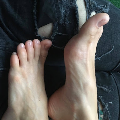 Gina Gerson Podolatria Feet Fetish