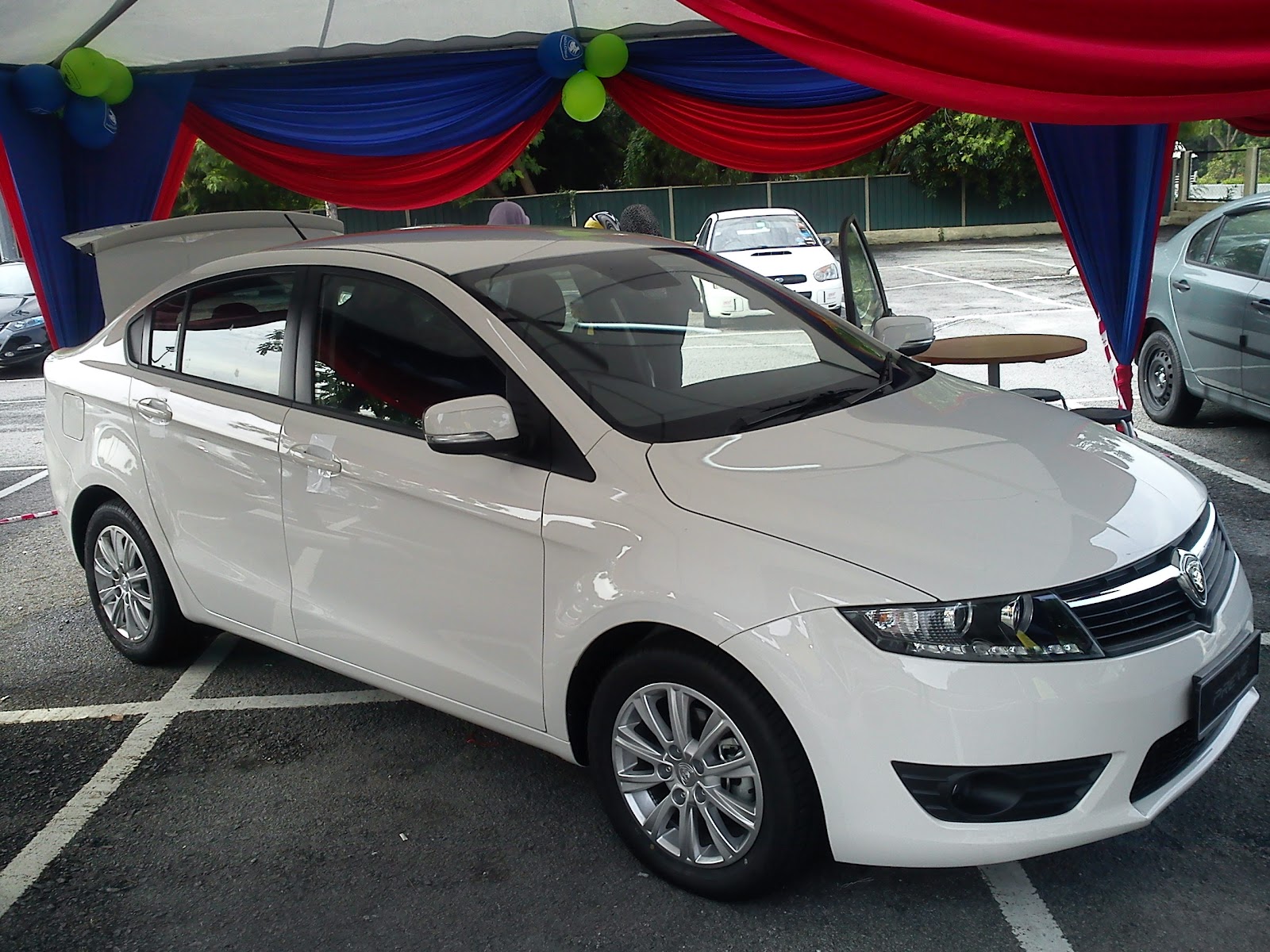Motoring-Malaysia: First (Non Driving) Impressions of the 