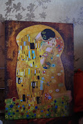. Shapes and Lines to look at Gustav Klimt's The Kiss.
