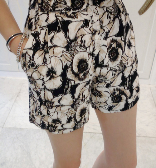 Monochrome Floral Shorts
