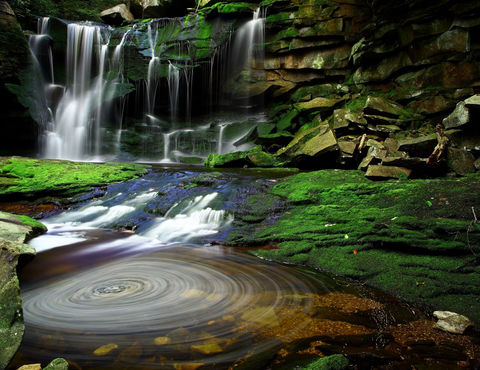 the elakala falls are a series of four waterfalls of shays run as it ...