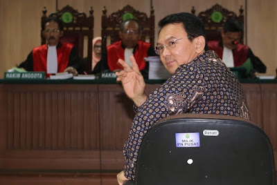 Sidang Ahok, Saksi Lupa Ingatan, 75 pertanyaan dijawab Lupa.