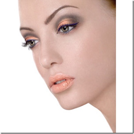 peach eyeshadow