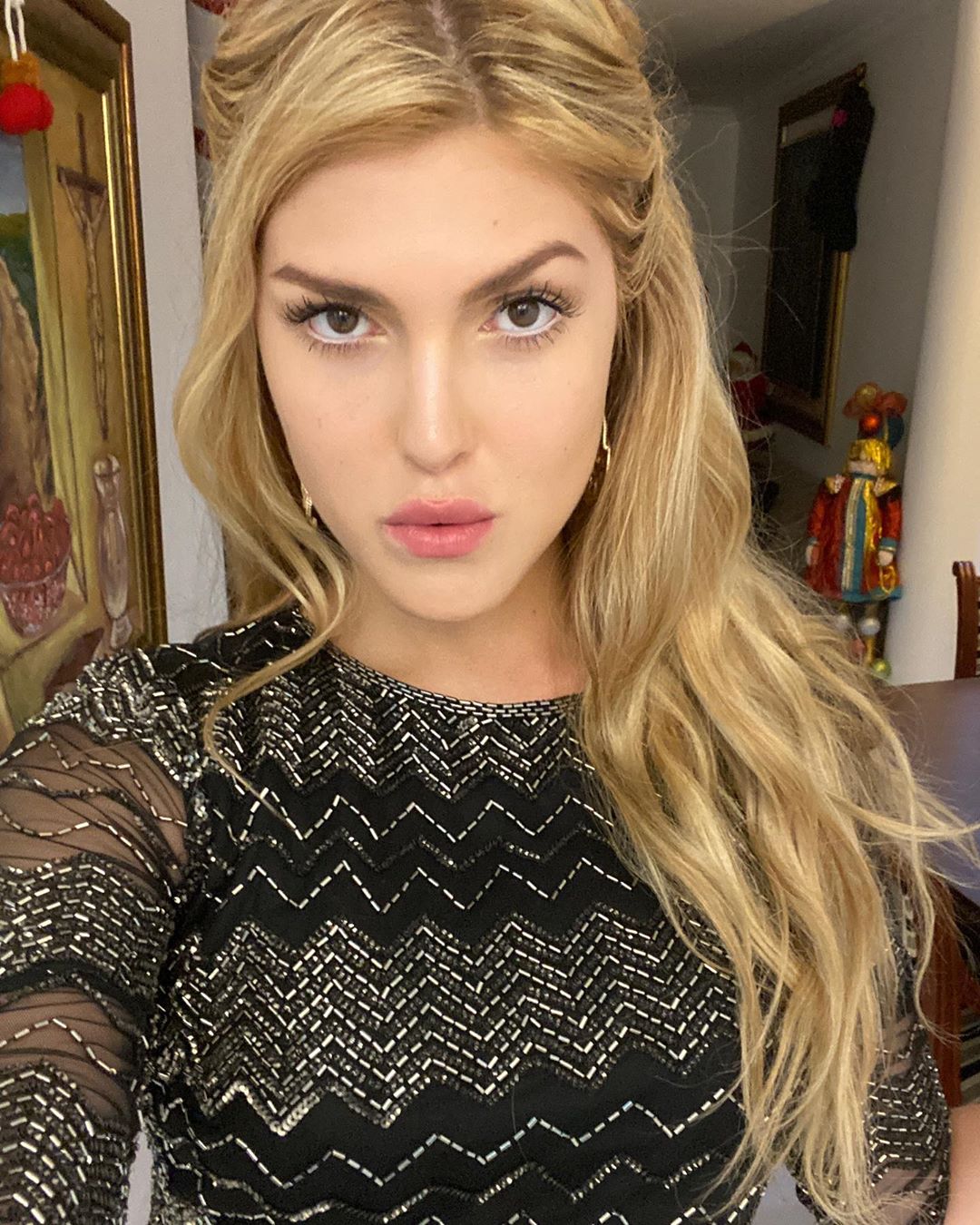 Mia MAquilon KArolyi – Most Beautiful Trans Women from Ecuador latest Instagram photo