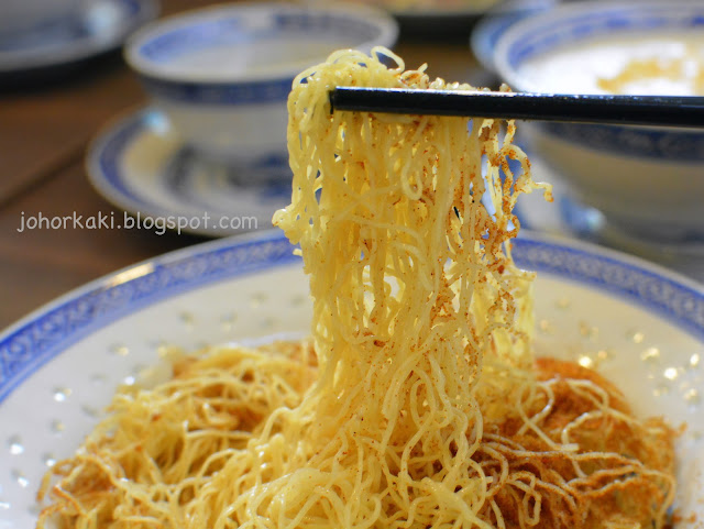 Mak's-Noodle-Westgate-Jurong-East-Singapore