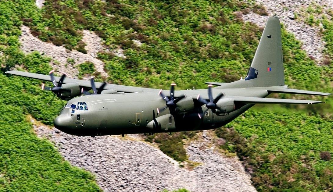 GAMBAR PESAWAT TERBANG Pesawat C 130J Super Hercules 