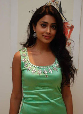 Shriya Unseen Hot Photos