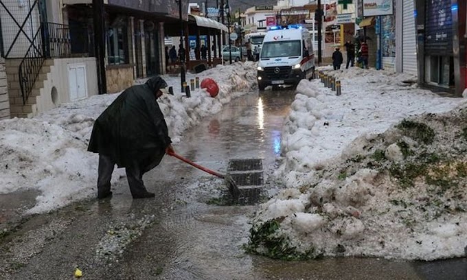 Ψυχρό μέτωπο θα σαρώσει τη χώρα απόψε και τη Δευτέρα - Έντονα φαινόμενα και θυελλώδεις άνεμοι