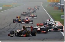 Il lungo rettilineo sul circuito di Shanghai