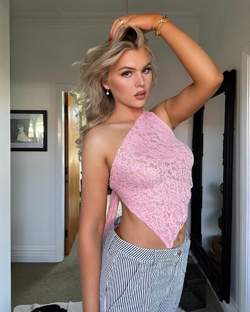 Sammy Vanity – Most Beautiful Transgender Girl Pink Lace Cami Top and Black and White Striped Pants