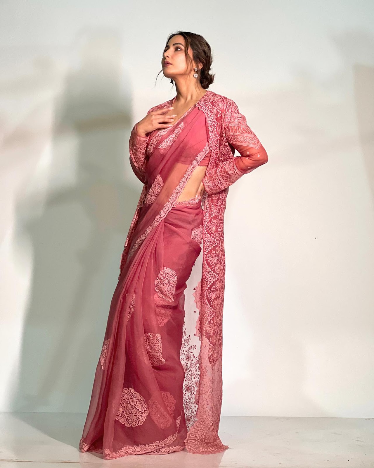 Hina Khan sheer pink saree cape stylish hot actress