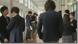 Pinocchio.E02.mkv_001158499_thumb[1]