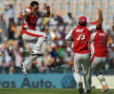 Punjab v Chennai, IPL Punjab v Chennai Photo, IPL  Punjab v Chennai Wallpaper, IPL 2011 Wallpaper, IPL 2011 Photos, IPL T20 Latest Photos, IPL Photo Galery,Sachin, Sachin Wallpaper, Sachin IPL Photos, Sachin IPL 