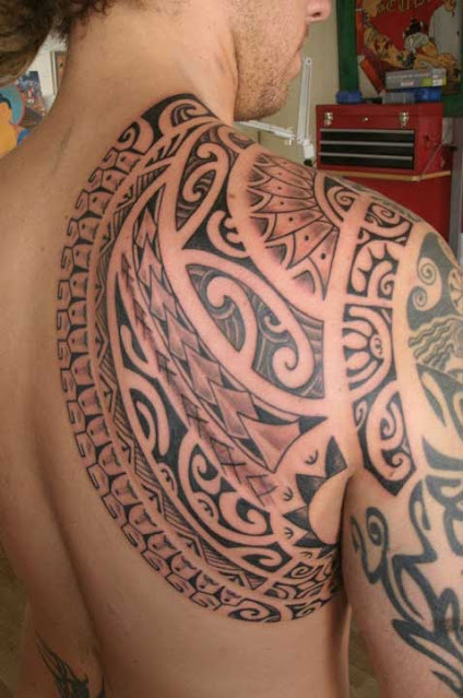 40 fotos e modelos de tatuagens em tribal para os homens