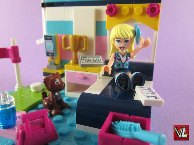 Set LEGO Friends 41328 Stephanie's Bedroom