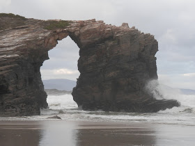 Spain, Cathedrals Beach   by E.V.Pita (2015)  http://evpita.blogspot.com/2015/11/spain-cathedrals-beach-playa-de-las.html   Playa de las Catedrales (Ribadeo)  por E.V.Pita (2015)   Praia das Catedrais (Ribadeo)