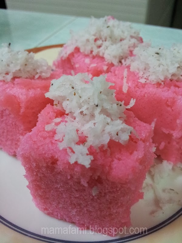 MamaFaMi's Spice n Splendour: Kuih Apam