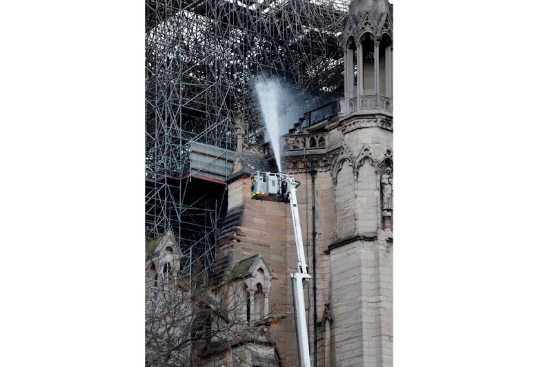 Notre Dame, en fotos: el día después de la tragedia que castigó al corazón de París