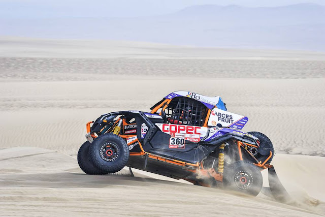 Francisco López está a un paso del triunfo del Rally Dakar en la categoría SxS