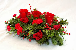 Christmas Centerpieces with Flowers, Part 1