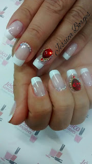 21 modelos unhas decoradas com pedrinhas de strass para 2018