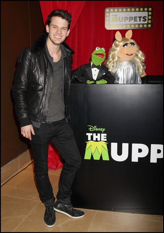LONDON, ENGLAND - JANUARY 26:  Jeremy Irvine attends the UK Premiere of The Muppets at The Mayfair Hotel on January 26, 2012 in London, England. The new Muppets film hits cinemas on February 10th.  (Photo by Chris Jackson/Getty Images for Disney) *** Local Caption *** Jeremy Irvine
