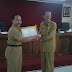 Dapat Penghargaan Badan Arsip Nasional, Bupati Serahkan Penghargaan Ke Dinas Kearsipan Magetan