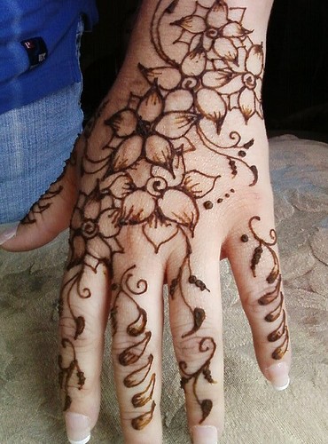 Henna designs last 2011