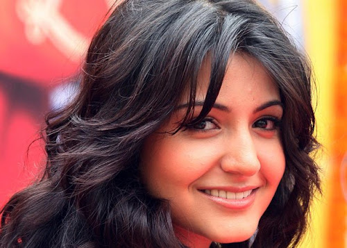 Anushka Sharma Bollywood Actress Wallpaper