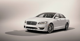 Front 3/4 view of 2017 Lincoln MKZ