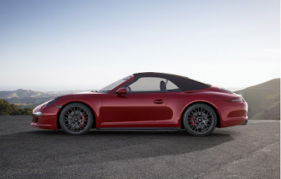 2015 Porsche 911 Carrera GTS