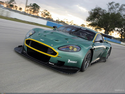 Aston Martin DBR 9 | Resolution 1600 x 1200 