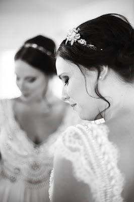 bride in mirror at south seas resort