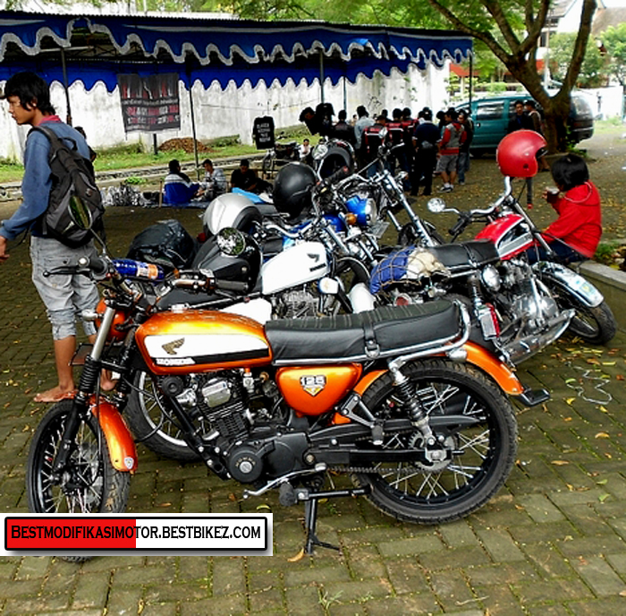  gambar modifikasi motor honda cb malang terbaru 2013 dibawah ini title=