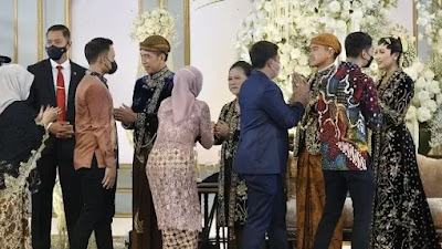 Sederhana Jokowi Dinilai Hanya Gimmick, Terbongkar di Pernikahan Kaesang