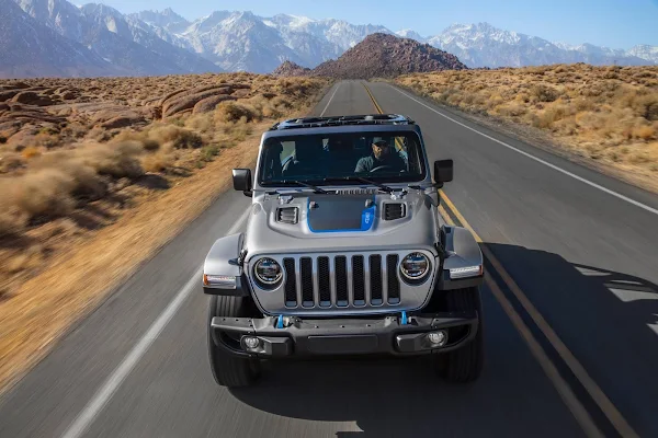 Jeep® Wrangler 4xe Híbrido Plug-in chega ao mercado - Europa