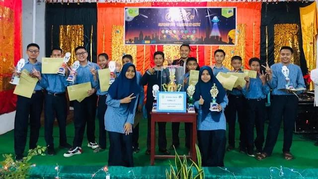 SMP RJ Juara Umum Lomba Minat Bakat se Sumbar