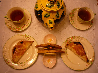 Organic tea, toast and marmalade