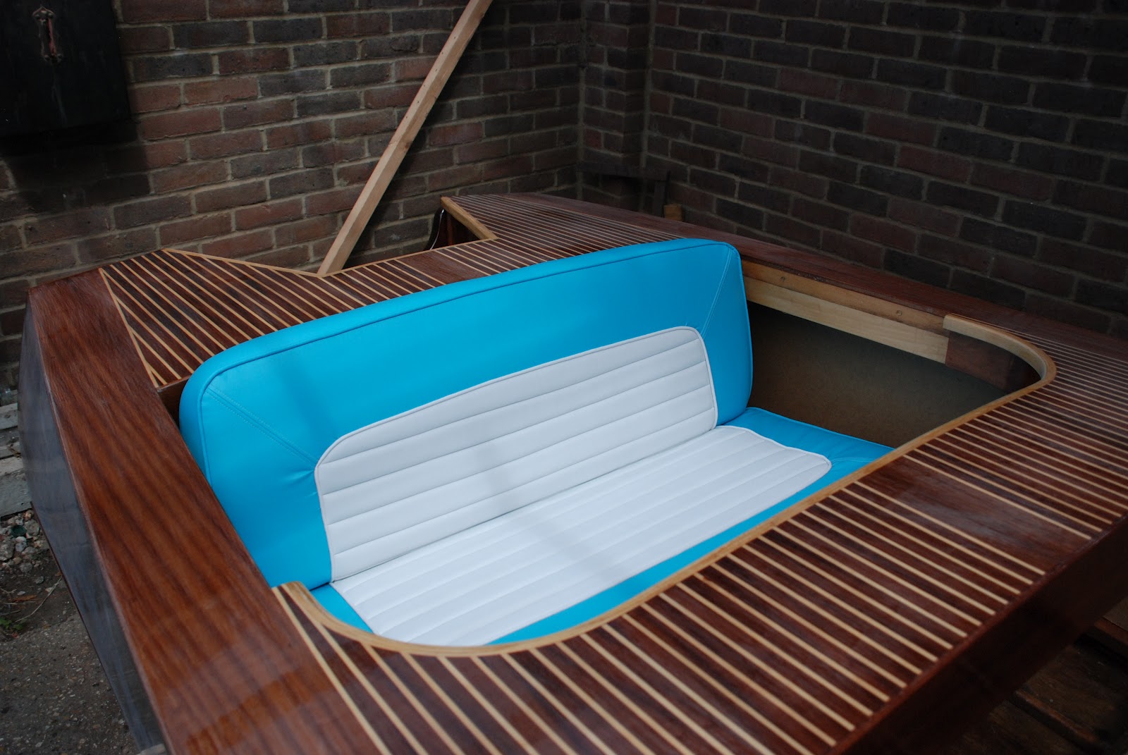 my wooden speed boat build: Boat seats